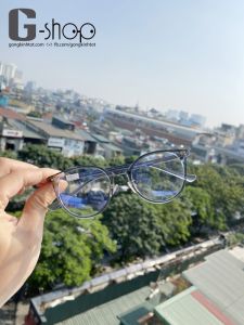 ✔️Đặc việt gọng có Ve mắt mềm nhẹ- thiết kế tinh tế