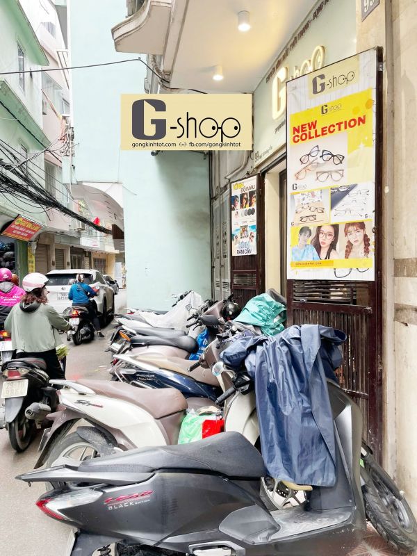 "Ngày mưa không cắt mắt Râm cận, đổi màu - ngày nắng lấy gì đeo"