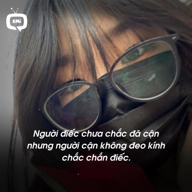 Cùng phân tích Mối quan hệ biện chứng giữa Kính cận và thính giác nhé 😆