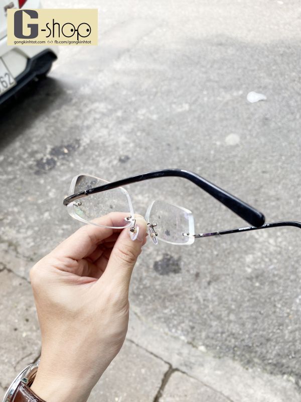 Anh khách là 𝐂𝐨̛ 𝐭𝐡𝐮̉ 𝐁𝐢𝐝𝐚 thuộc hàng TOP