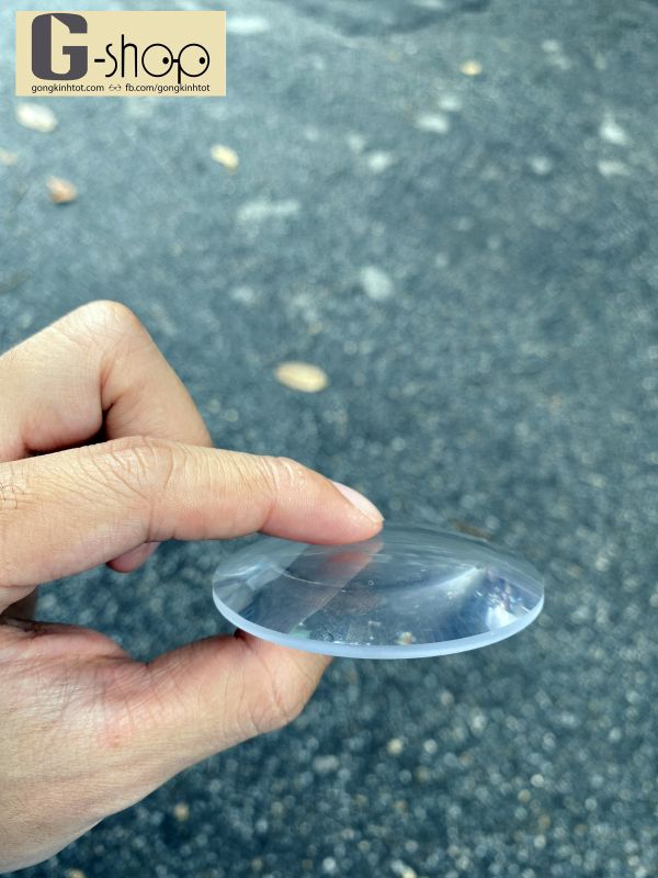👀 Viễn thị +6 độ thì tròng kính nhìn như thế nào?