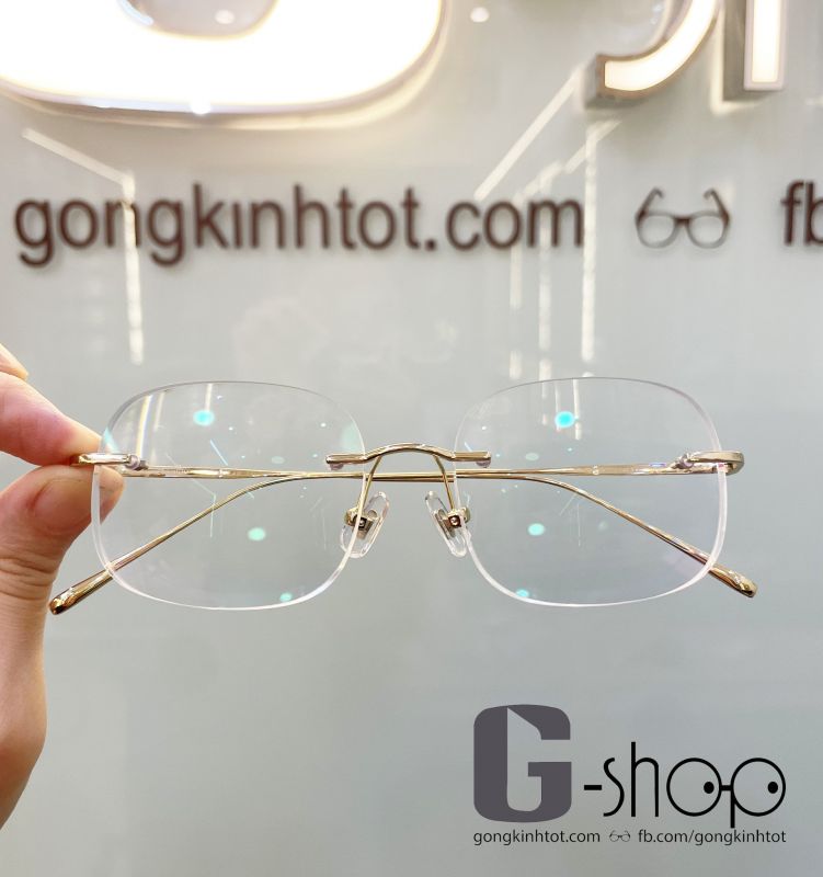 Với gọng khoan Peterson Eyewear Titanium